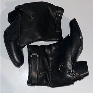 Ladies Size 11 boots